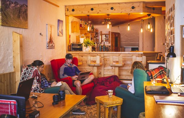 Digital Nomad Accommodation: How to Find the Best Housing Abroad